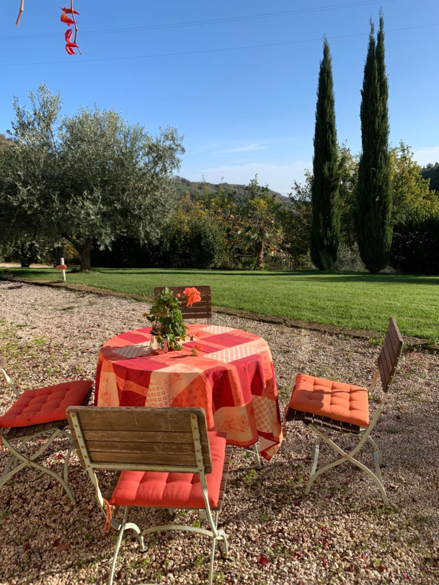 Casa Delle Sorgenti Lägenhet Montefiore dellʼAso Exteriör bild