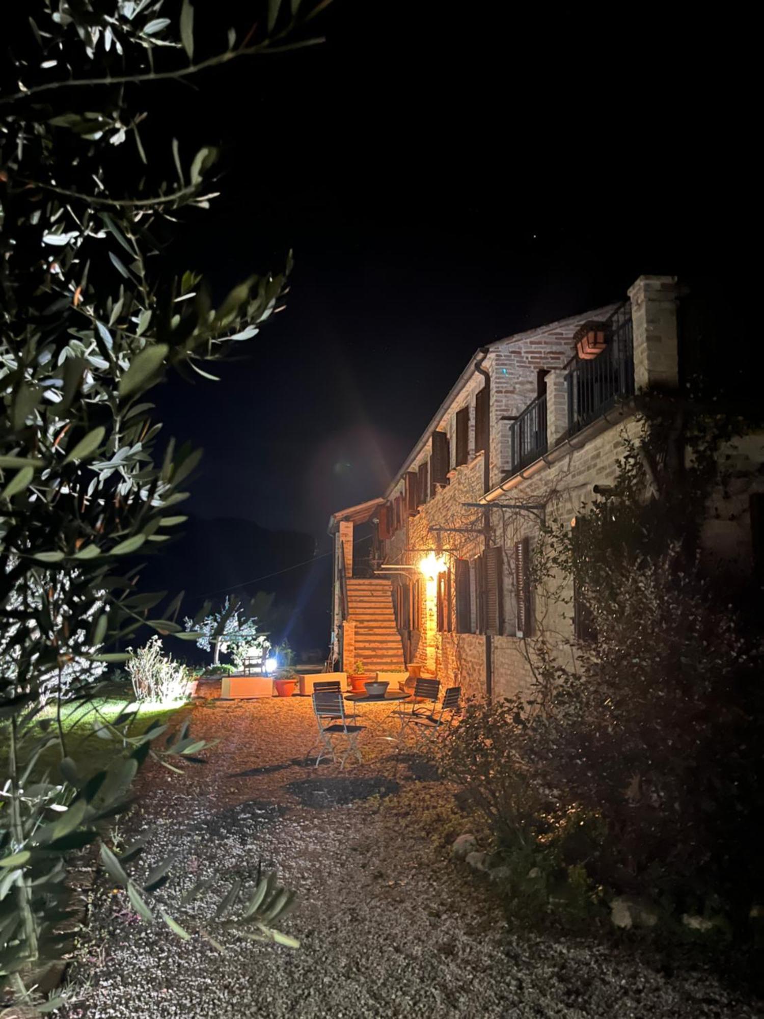Casa Delle Sorgenti Lägenhet Montefiore dellʼAso Exteriör bild
